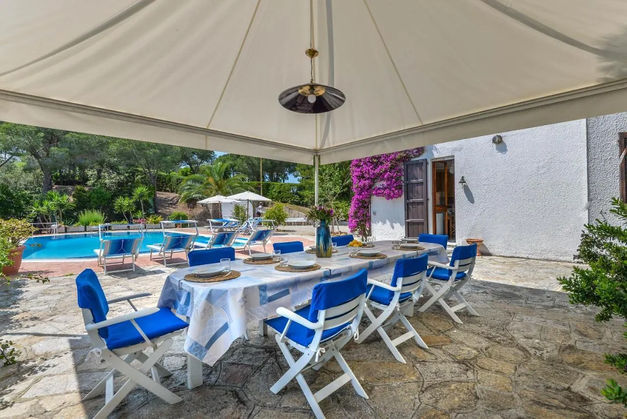 Villa Ottagonale Capoliveri  Capoliveri (Isola d'Elba)