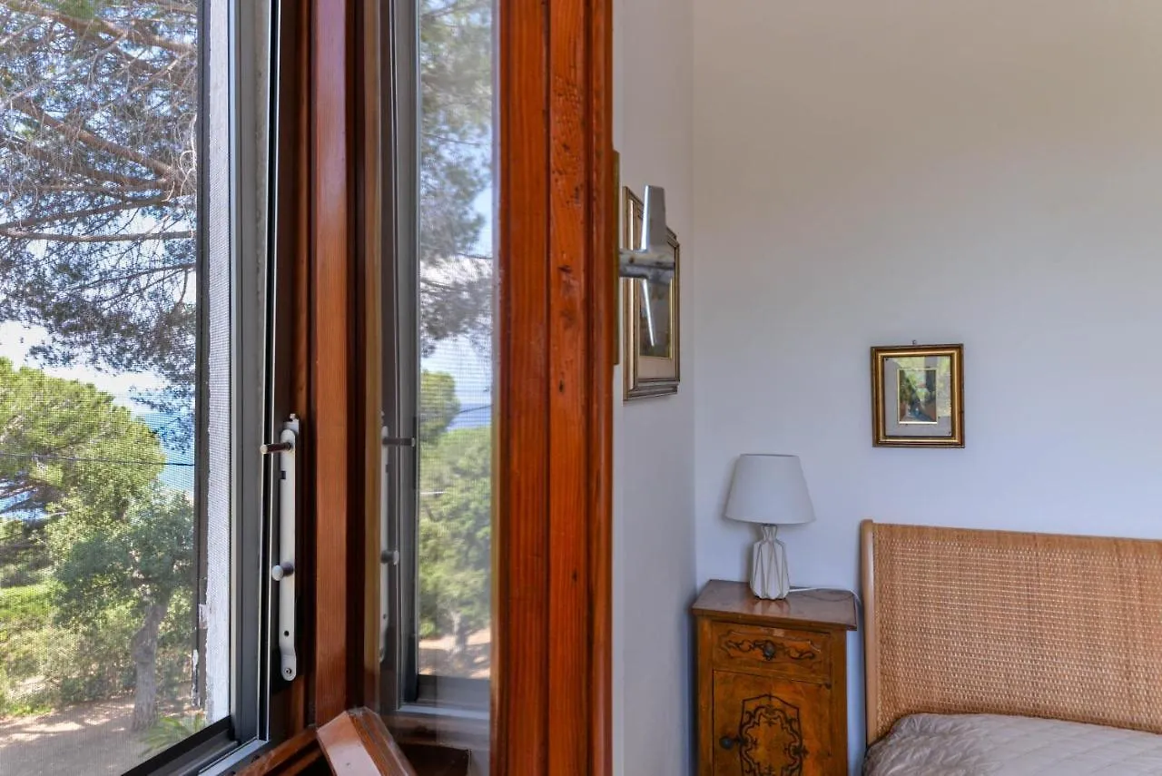 Villa Ottagonale Capoliveri